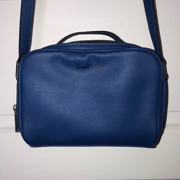 Purse - Picture 2 of 4